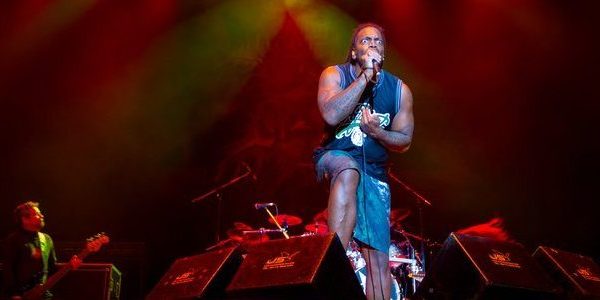 Sepultura estrena nuevo tema en vivo